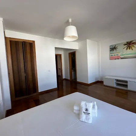 87 - Beachfront Duplex Apartman *